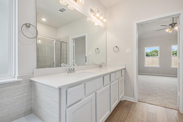 3747 Crawford Street, Bay City, TX 77414