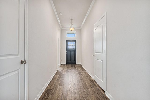 3747 Crawford Street, Bay City, TX 77414