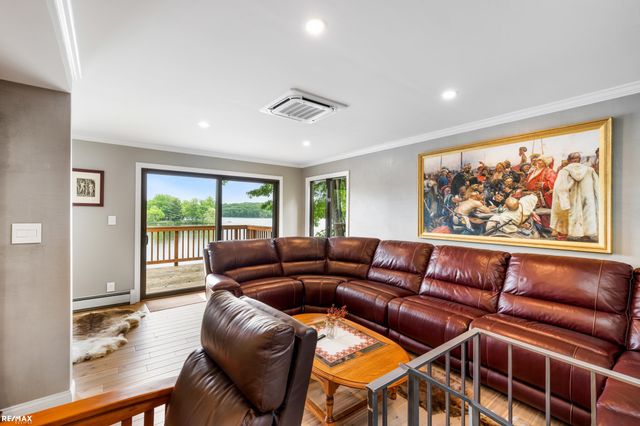 7671 Osborne Drive, Millington, MI 48746