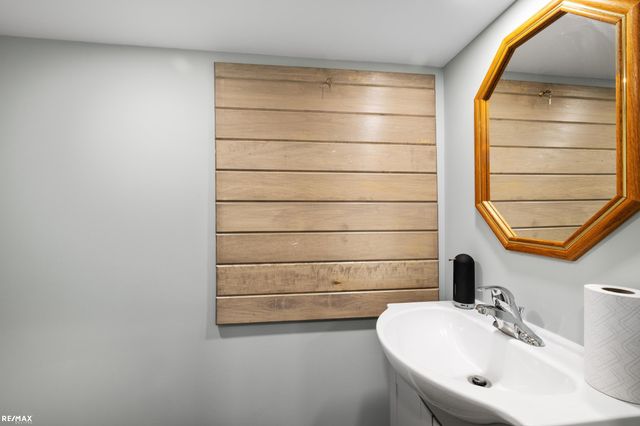 7671 Osborne Drive, Millington, MI 48746