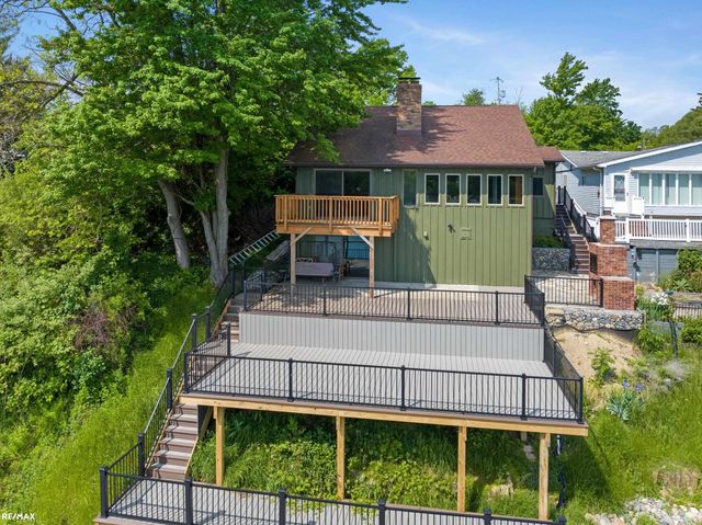 7671 Osborne Drive, Millington, MI 48746