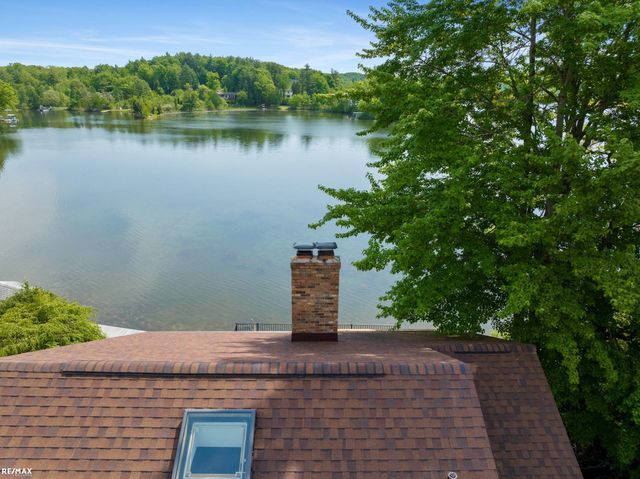 7671 Osborne Drive, Millington, MI 48746