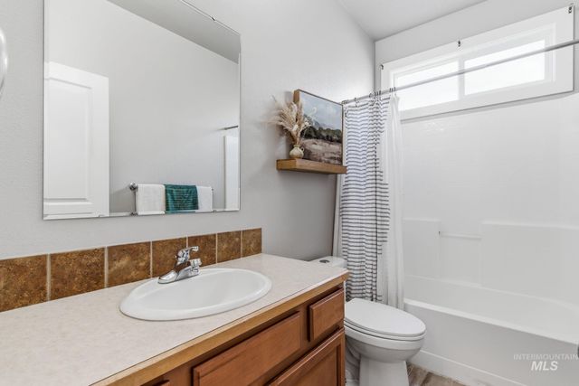 2149 N Trail Creek Ln, Eagle, ID 83616