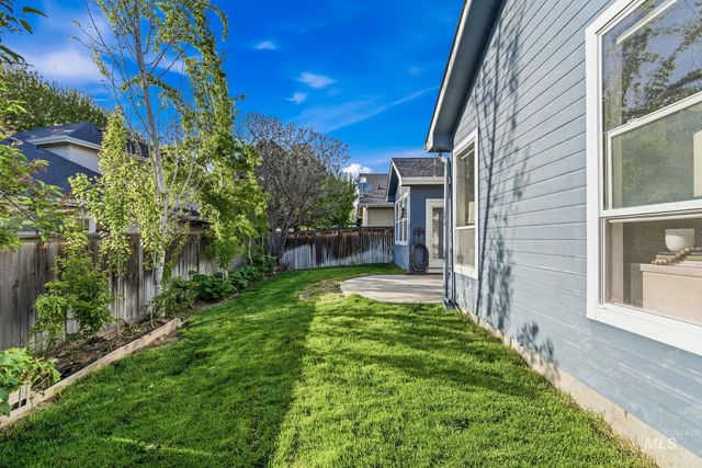 2149 N Trail Creek Ln, Eagle, ID 83616