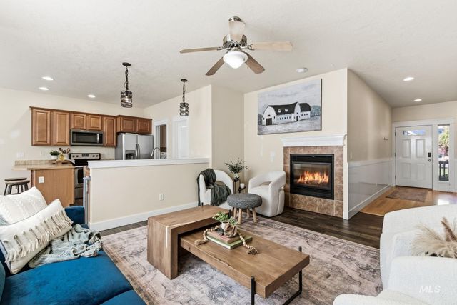 2149 N Trail Creek Ln, Eagle, ID 83616