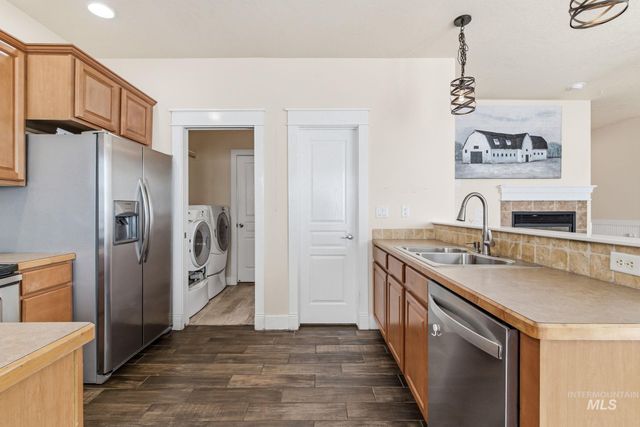 2149 N Trail Creek Ln, Eagle, ID 83616