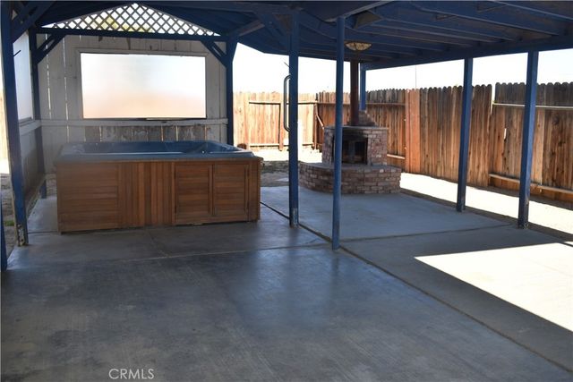 8873 Holly, California City, CA 93505