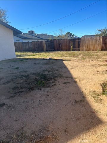 8873 Holly, California City, CA 93505