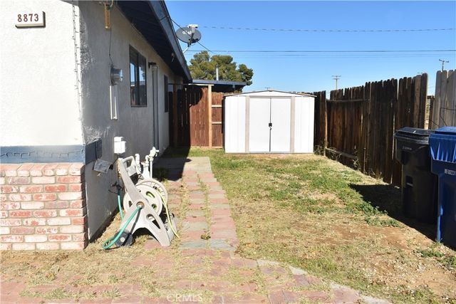 8873 Holly, California City, CA 93505