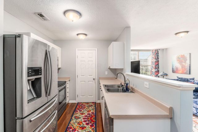 5897 Andrew John Drive, 17, New Albany, OH 43054