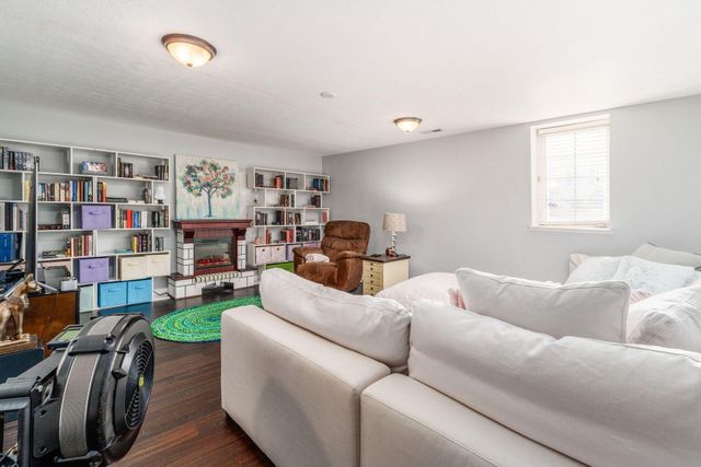 5897 Andrew John Drive, 17, New Albany, OH 43054