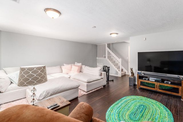 5897 Andrew John Drive, 17, New Albany, OH 43054