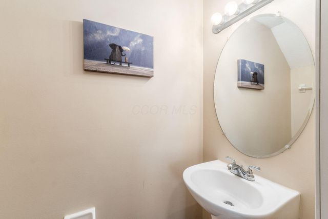 5897 Andrew John Drive, 17, New Albany, OH 43054