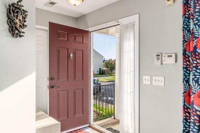 5897 Andrew John Drive, 17, New Albany, OH 43054