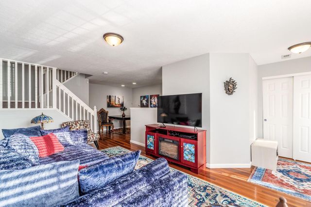 5897 Andrew John Drive, 17, New Albany, OH 43054