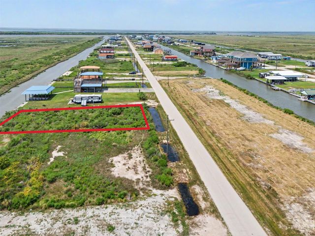 1263 Van Sant, Gilchrist, TX 77617