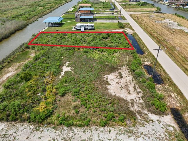 1263 Van Sant, Gilchrist, TX 77617