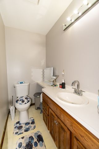 45W962 Plank Road, Hampshire, IL 60140