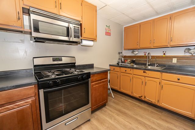 45W962 Plank Road, Hampshire, IL 60140