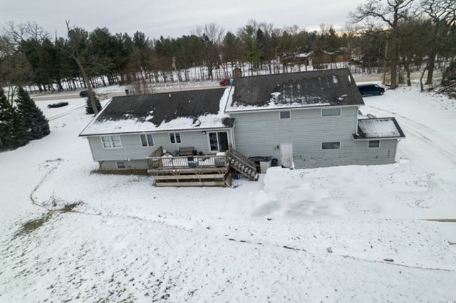 45W962 Plank Road, Hampshire, IL 60140