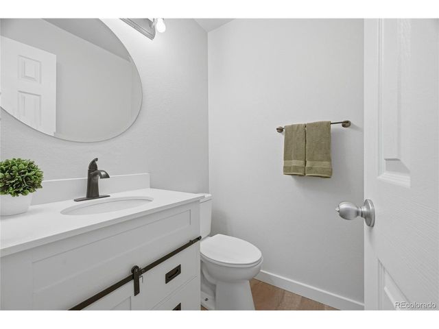 444 Frontier Ln, Johnstown, CO 80534