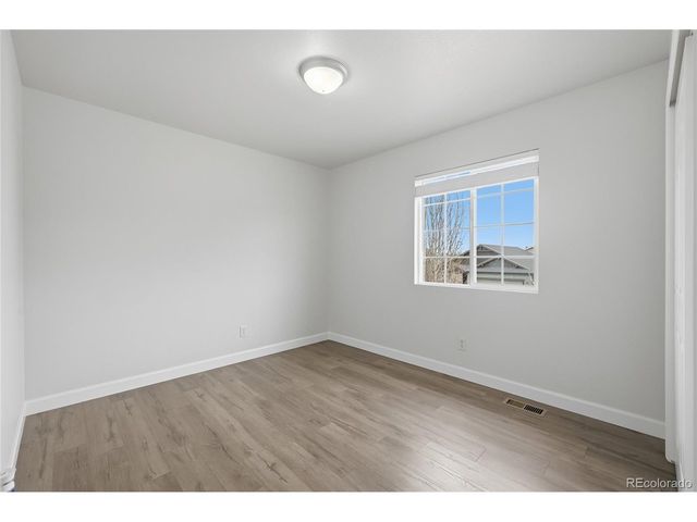 444 Frontier Ln, Johnstown, CO 80534