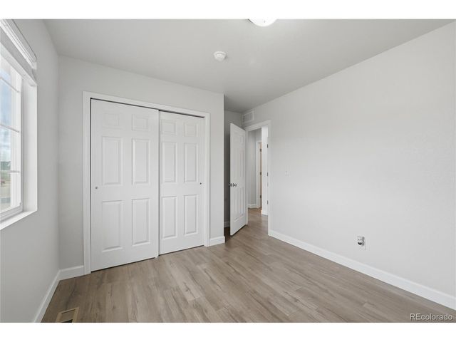 444 Frontier Ln, Johnstown, CO 80534