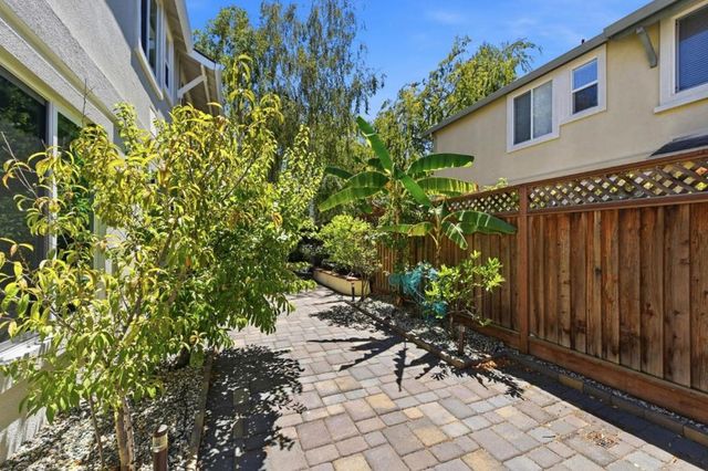 2044 Finley Place, Santa Clara, CA 95050