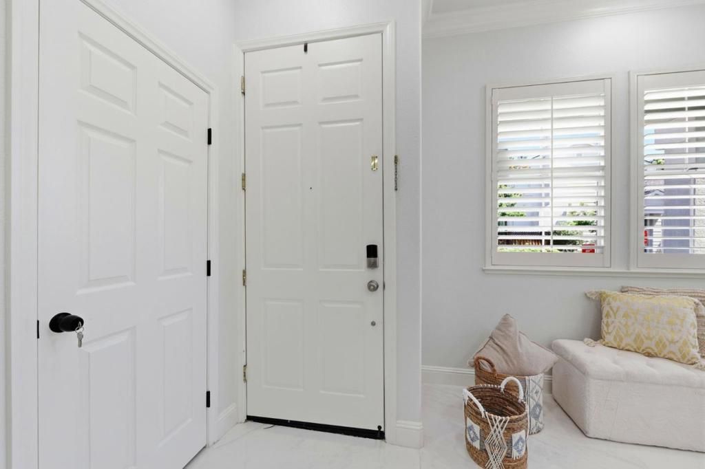 Image 7 of property listing at 2044 Finley Place, Santa Clara, CA 95050