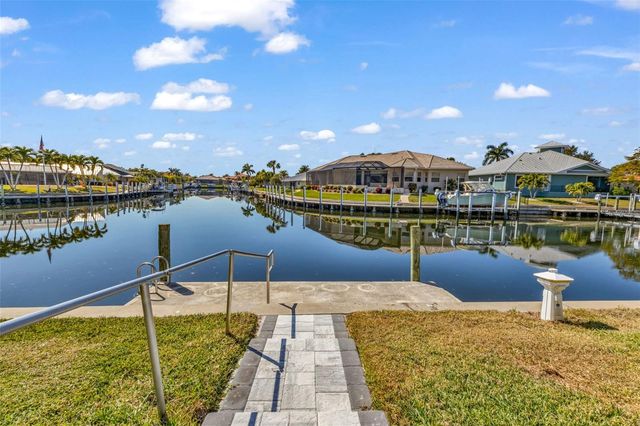 155 CRESCENT DRIVE, Punta Gorda, FL 33950