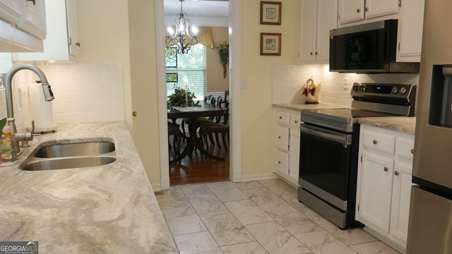 3257 Camens Way NE, Buford, GA 30519