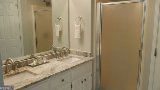 3257 Camens Way NE, Buford, GA 30519