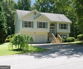3257 Camens Way NE, Buford, GA 30519
