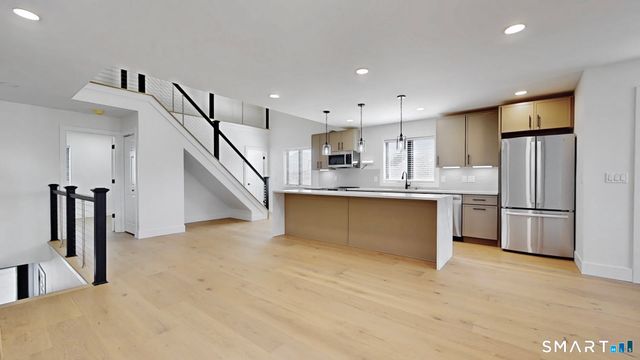 14 Chetwood Street, Milford, CT 06460