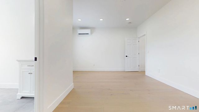 14 Chetwood Street, Milford, CT 06460