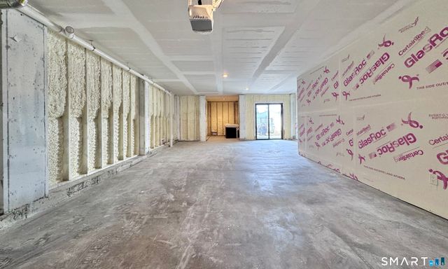 14 Chetwood Street, Milford, CT 06460