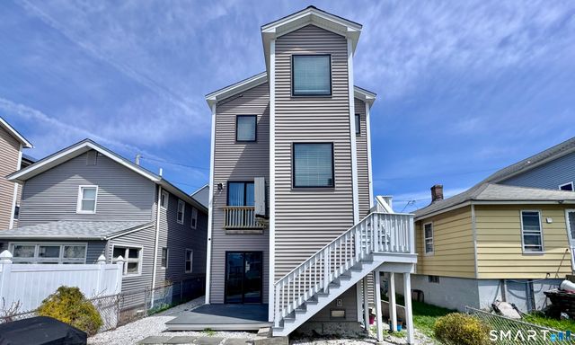 14 Chetwood Street, Milford, CT 06460