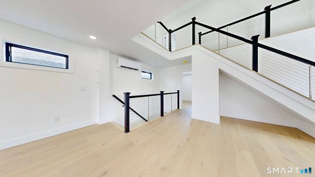 14 Chetwood Street, Milford, CT 06460