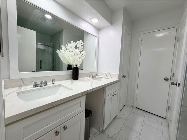 6430 Grandvale Drive, Houston, TX 77072