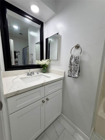 6430 Grandvale Drive, Houston, TX 77072