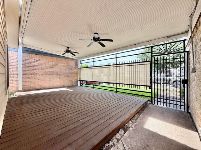 6430 Grandvale Drive, Houston, TX 77072