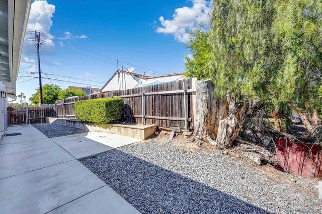 5799 Amarillo Ave, La Mesa, CA 91942