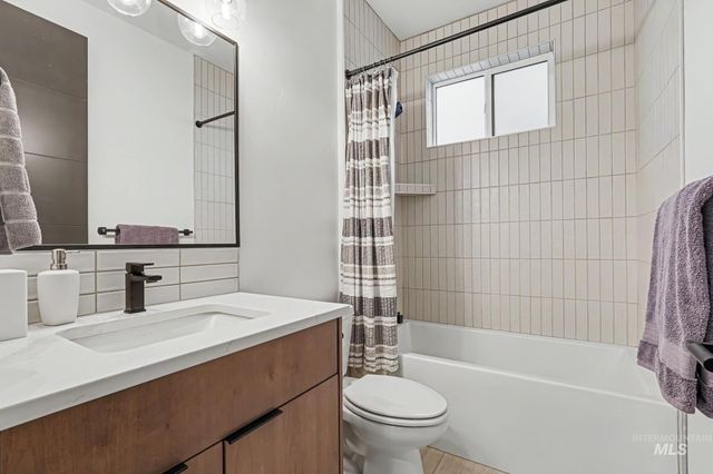 4818 W Palo Verde Ln., Boise, ID 83703