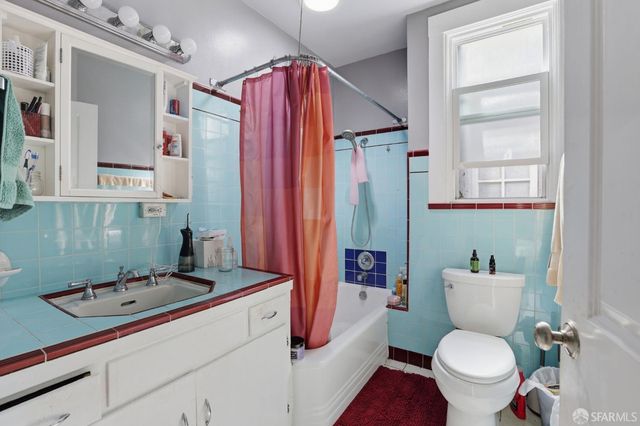 527 Congo Street, San Francisco, CA 94131