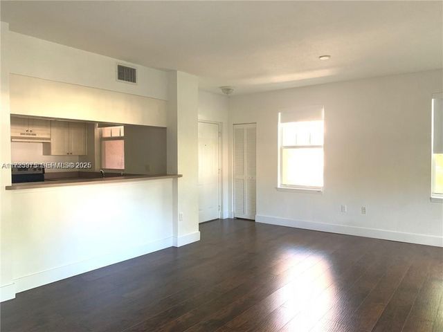 6776 W Sample Road 6776, Coral Springs, FL 33067