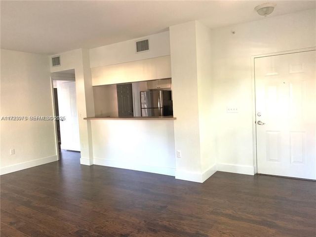 6776 W Sample Road 6776, Coral Springs, FL 33067