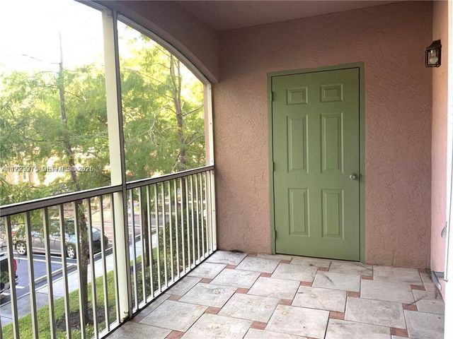 6776 W Sample Road 6776, Coral Springs, FL 33067