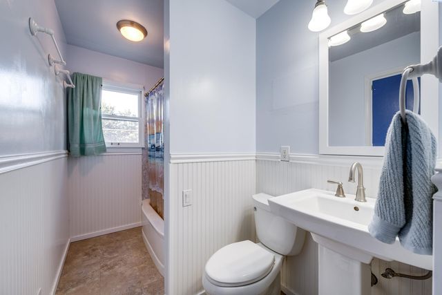 1035 NW Clifford St, Pullman, WA 99163