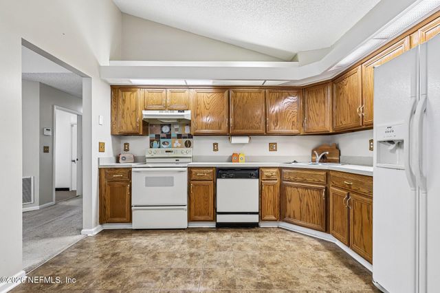 1863 ONTARIO Court, Middleburg, FL 32068