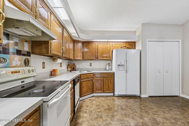 1863 ONTARIO Court, Middleburg, FL 32068